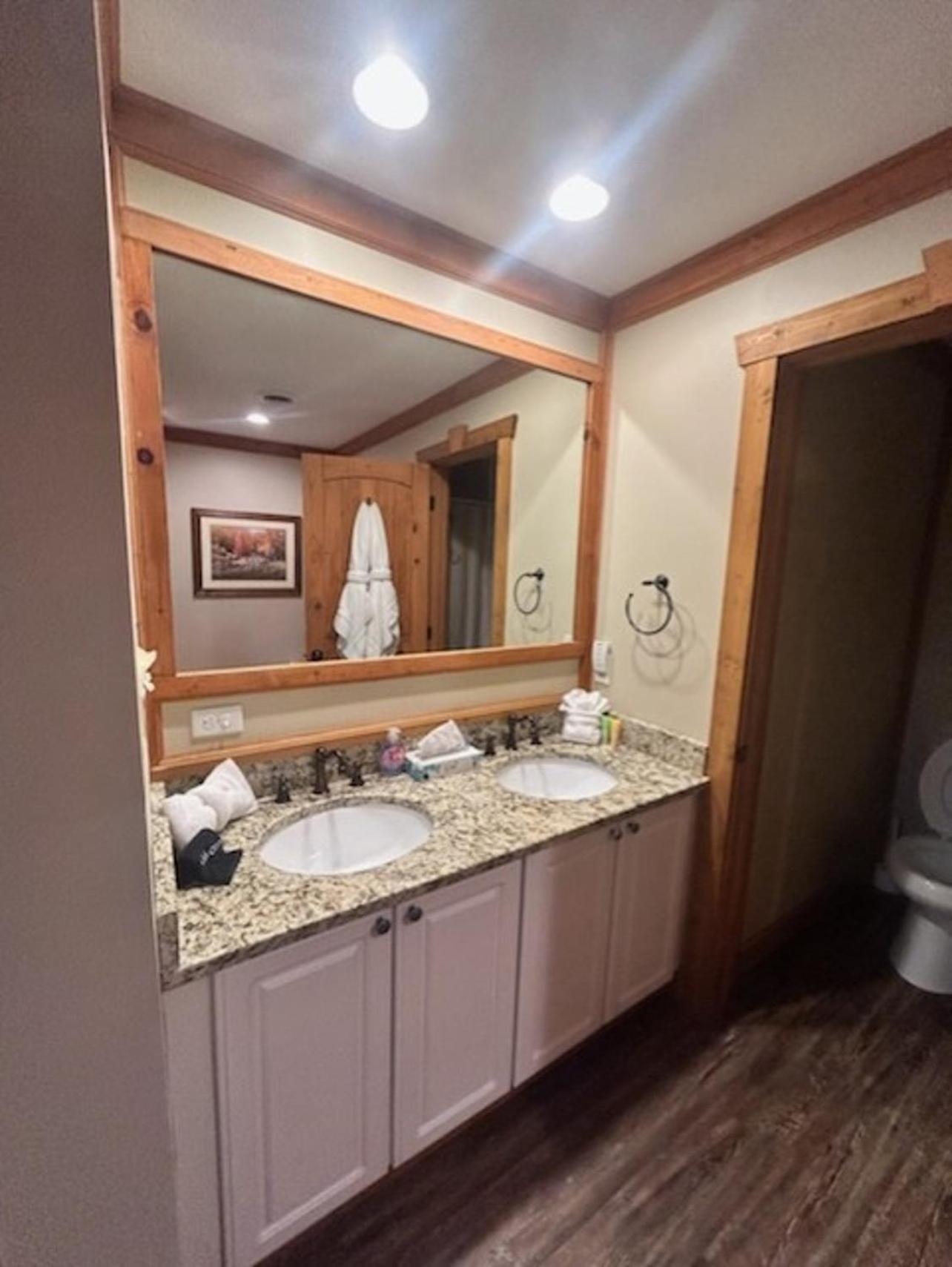 Newly Remodeled, Pool Table, Pool, Gym, Hiking! Villa Gatlinburg Exterior photo